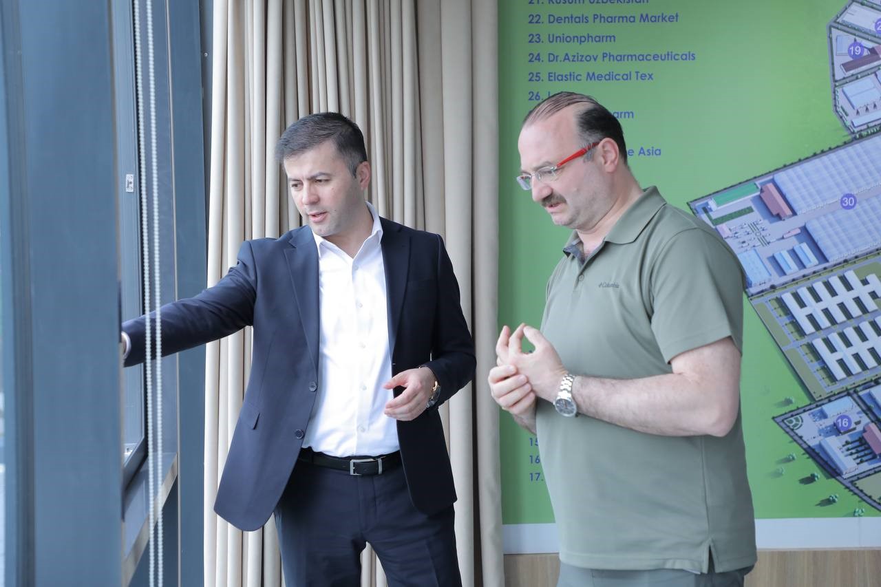 Rektör Hacımüftüoğlu’ndan Özbekistan’da kritik ilaç zirvesi
