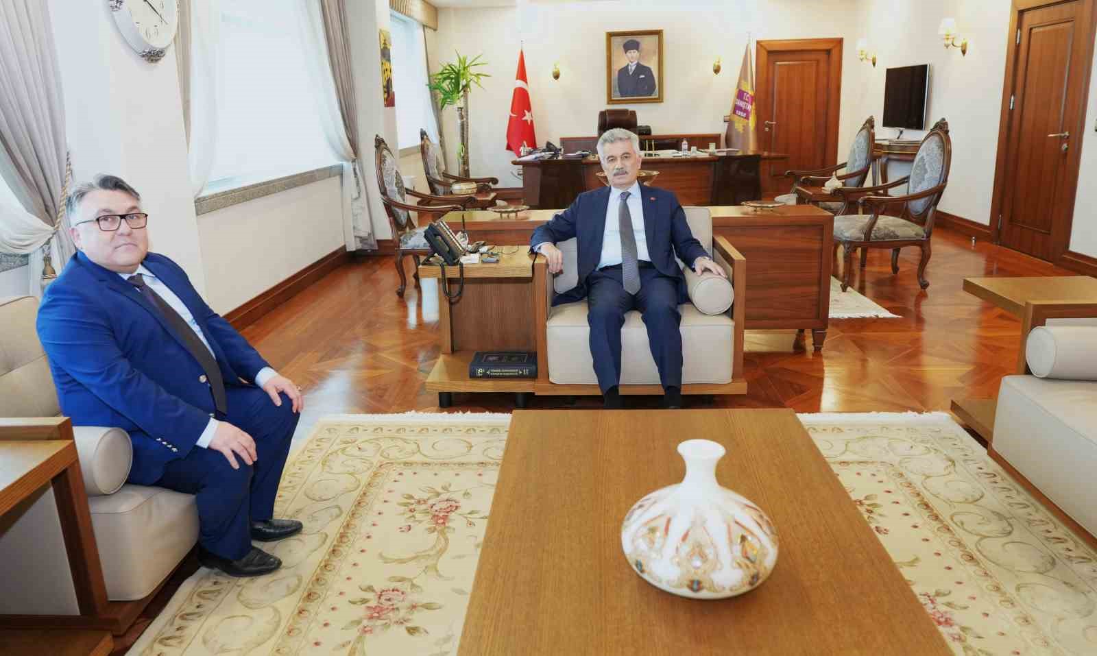 Rektör Özölçer’den Danıştay Başkanı Yiğit’e ziyaret
