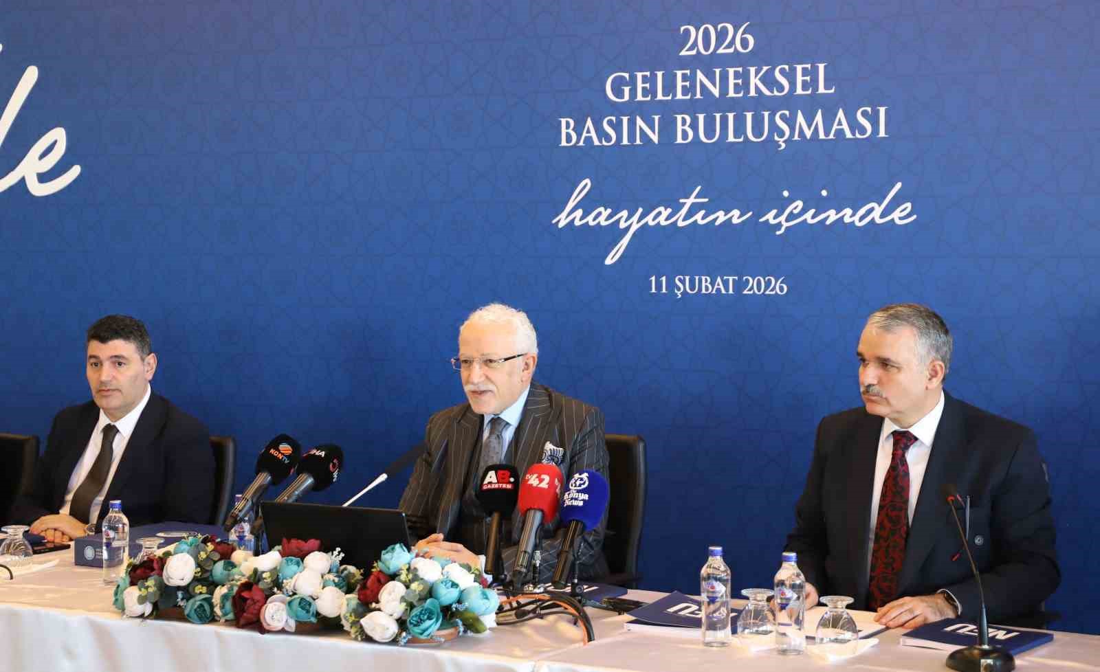 Rektör Zorlu: "Dünyada ilk 500 sözümüzü tuttuk"
