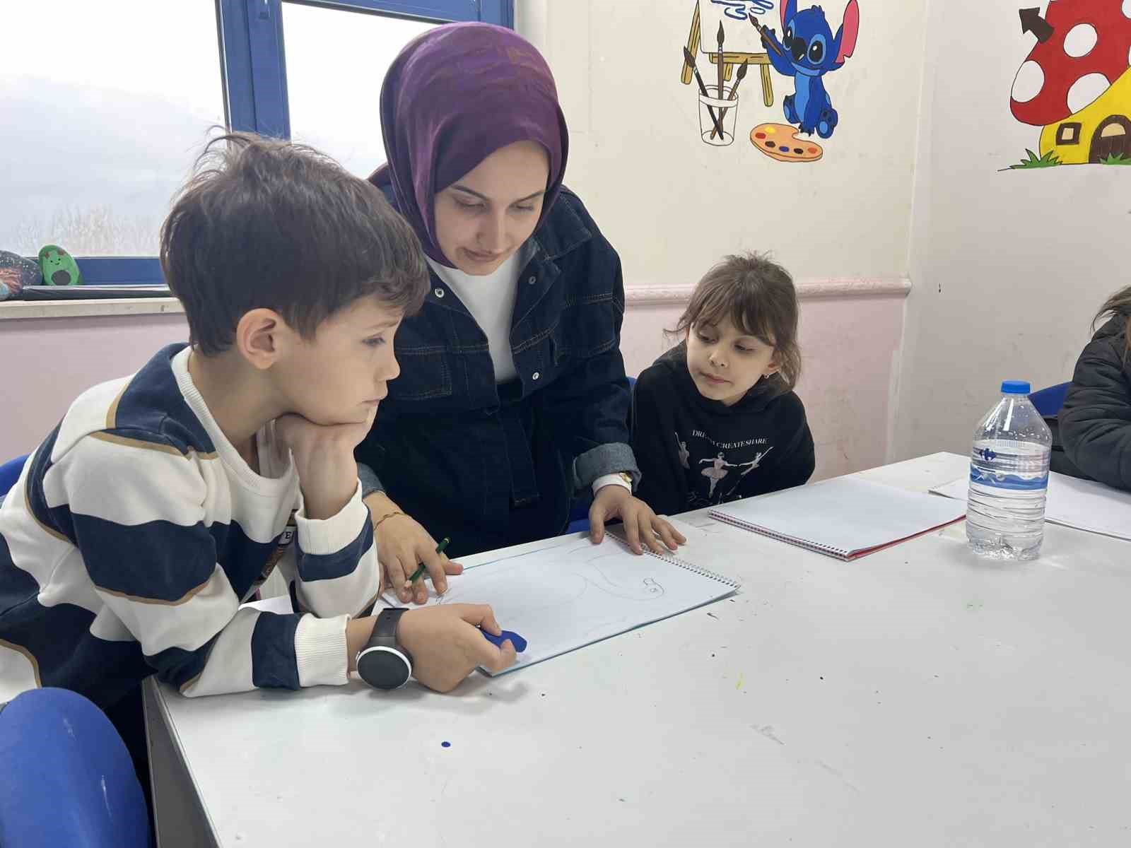 Resim kursu yoğun ilgi görüyor

