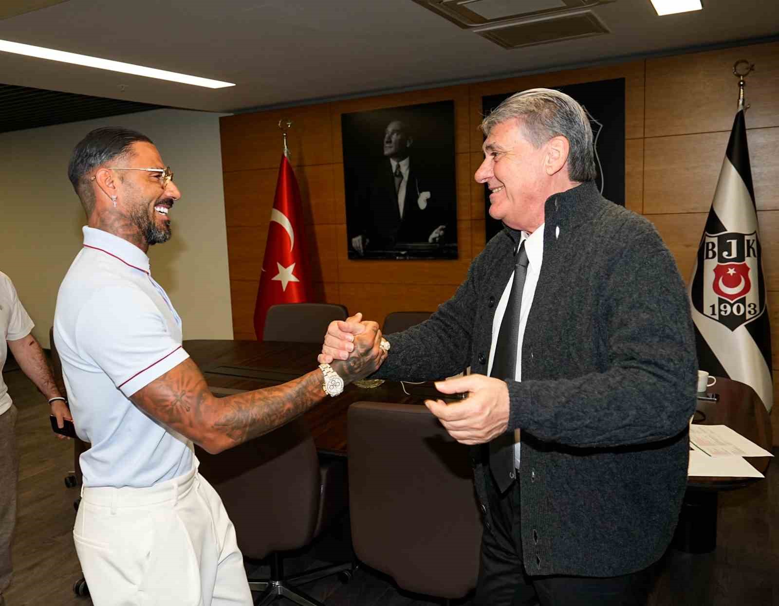 Ricardo Quaresma, Beşiktaş’ı ziyaret etti
