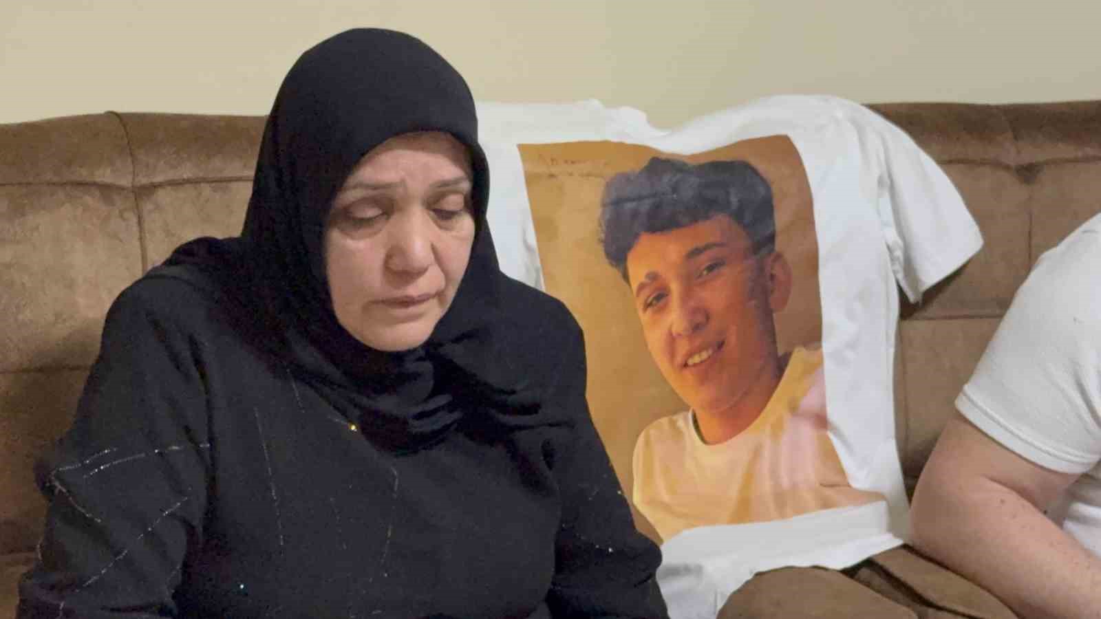 Rıdvan’ın katil zanlısının acılı babaya cezaevinden mektup gönderdiği ortaya çıktı
Rıdvan’ın katil zanlısının acılı babaya cezaevinden mektup gönderdiği ortaya çıktı