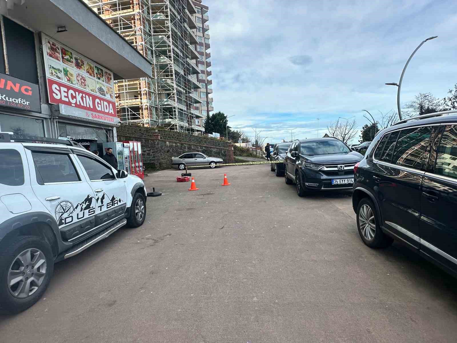 Rize’de binanın 10. katından düşen akademisyen yaşamını yitirdi
