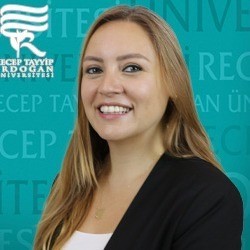 Rize’de binanın 10. katından düşen akademisyen yaşamını yitirdi
