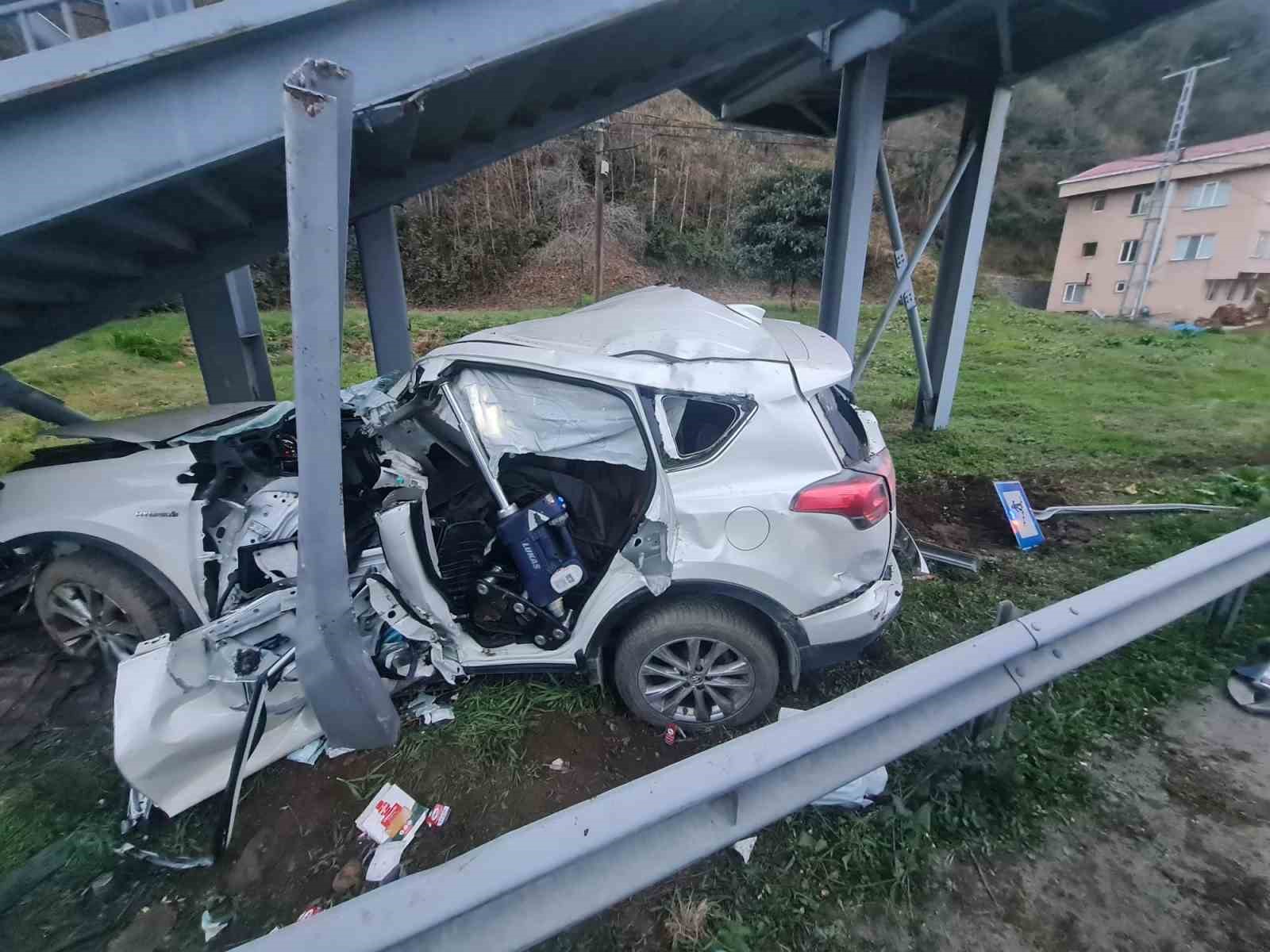 Rize’de feci kaza: 1 ölü, 1 ağır yaralı
