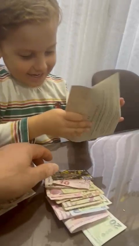 Rizeli miniklerden TSK Güçlendirme Vakfı’na anlamlı bağış
