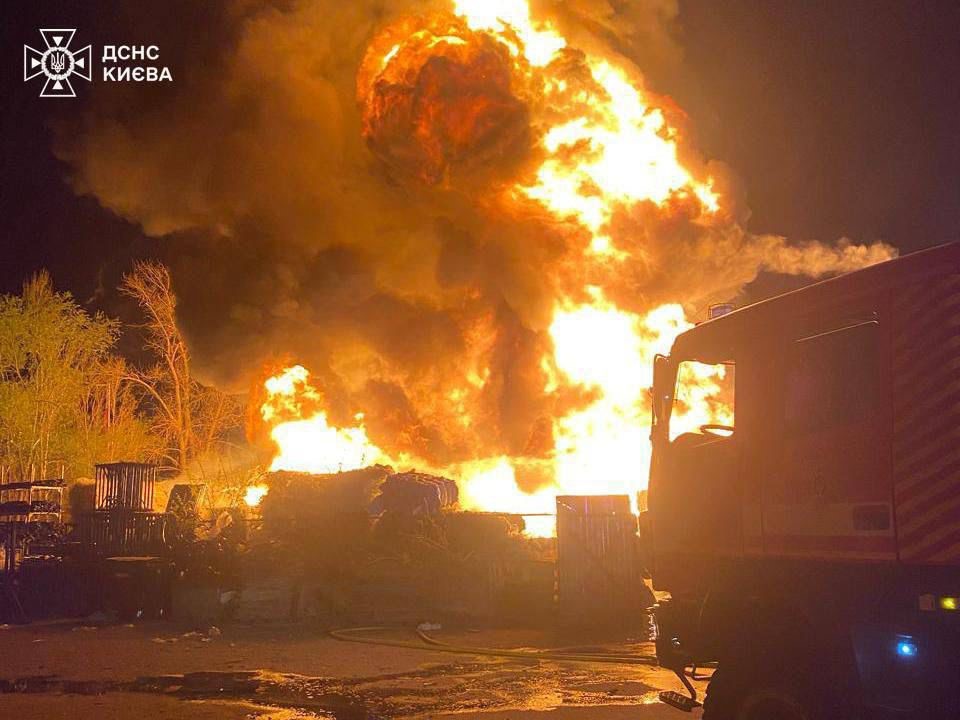 Rusya, gece boyu Ukrayna’yı vurdu: 1’i çocuk 17 ölü
