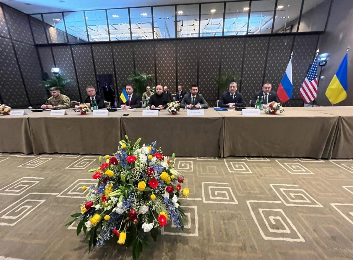 Rusya, Ukrayna, ABD üçlü görüşmeleri Cenevre’de başladı
