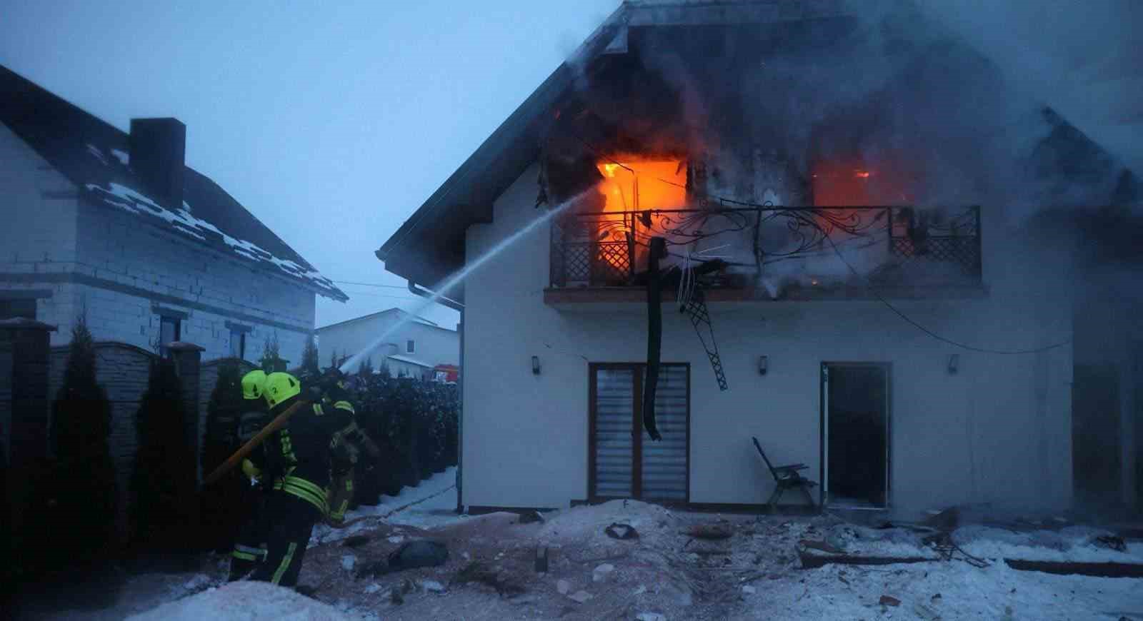 Rusya’dan Ukrayna’daki enerji tesislerine 400’den fazla İHA ve 40 füzeyle saldırı

