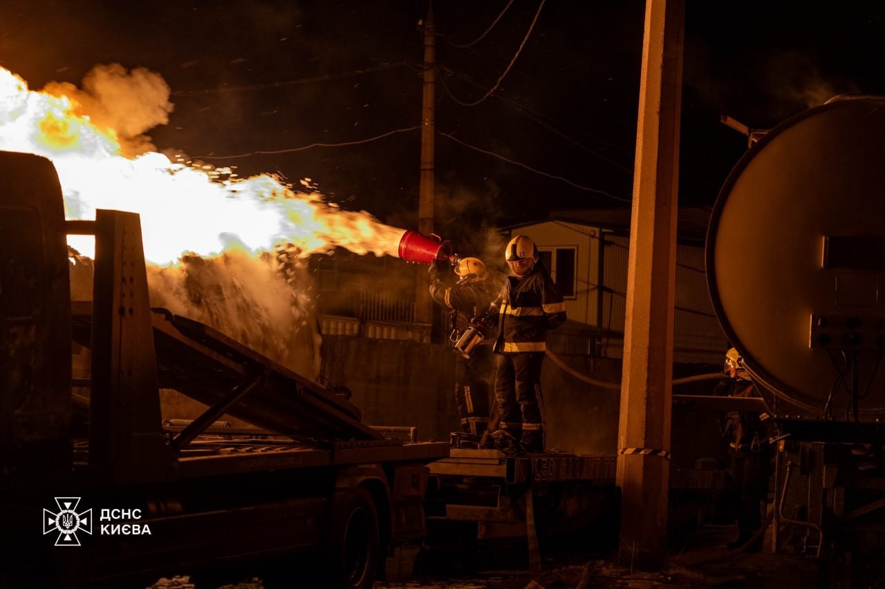 Rusya’dan Ukrayna’ya 370’den fazla dron ve 21 füze ile saldırı
