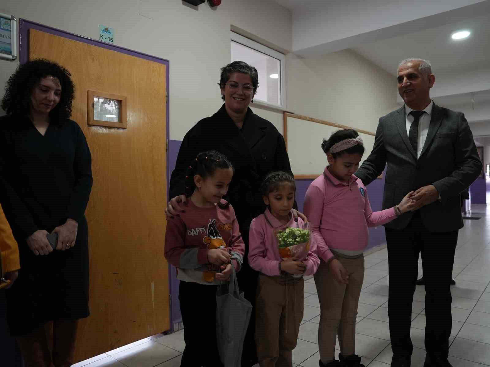 Sabri öğretmen görme engelli öğrencilere ilham oldu
