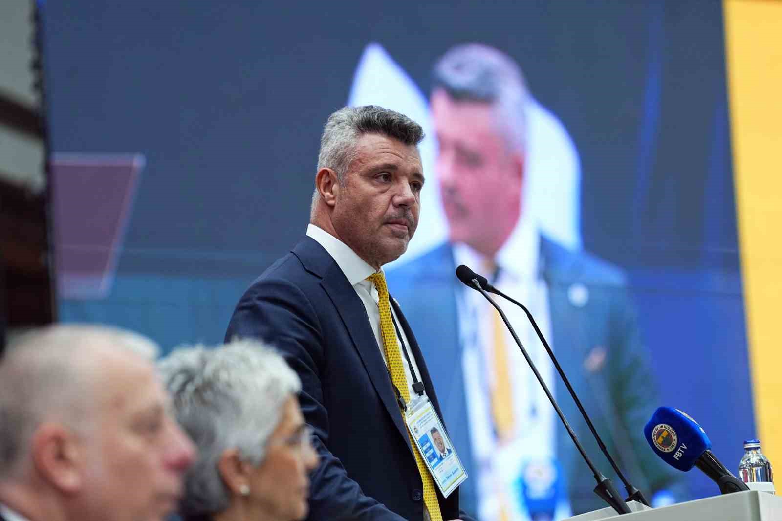 Sadettin Saran: "Hep birlikte şampiyon olacağız"
Sadettin Saran: "Hep birlikte şampiyon olacağız"