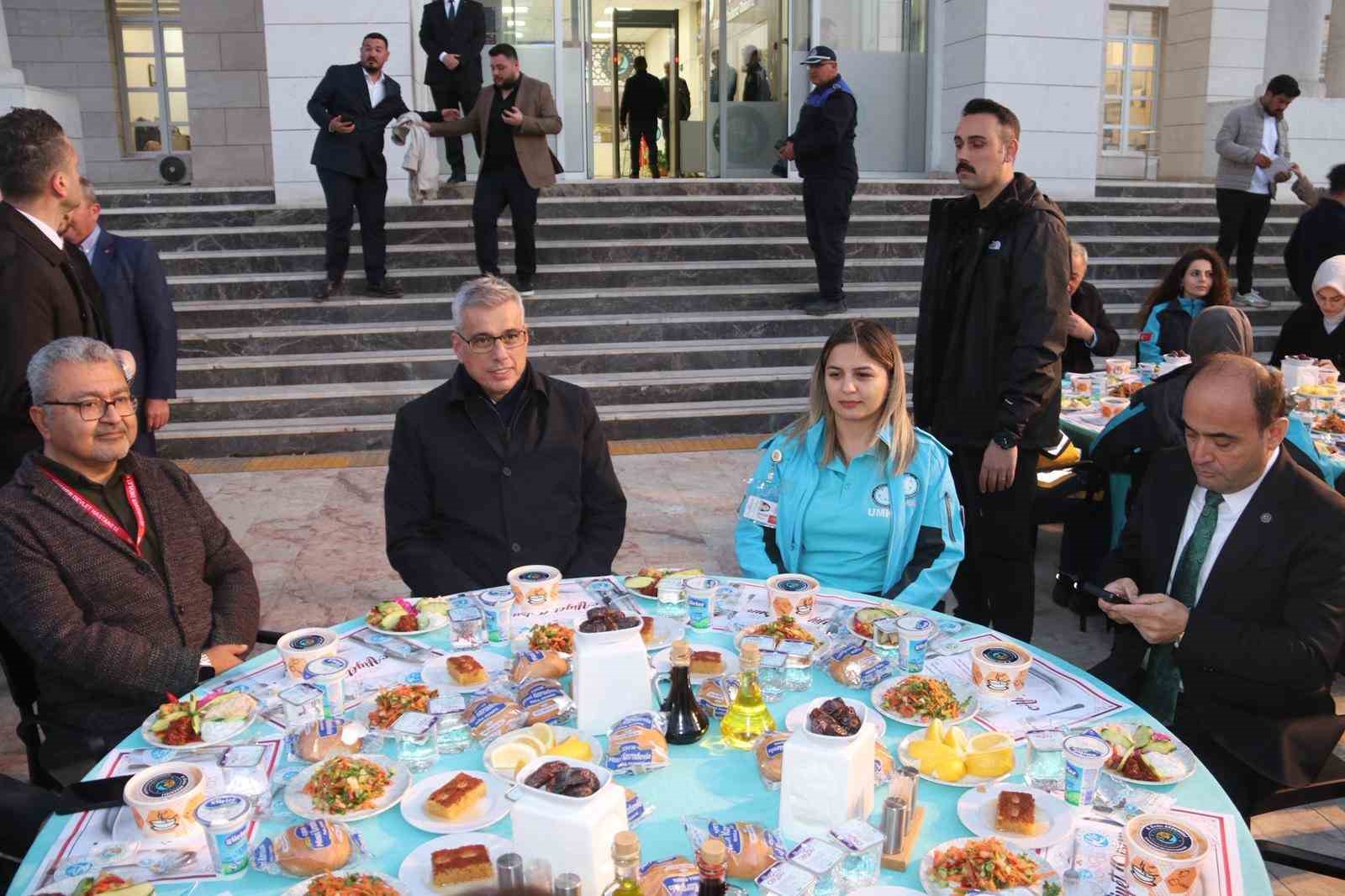Sağlık Bakanı Memişoğlu: "Cumhurbaşkanımız Recep Tayyip Erdoğan’ın liderliğinde gece gündüz demeden halkımıza hizmet etmeye çalışıyoruz"
