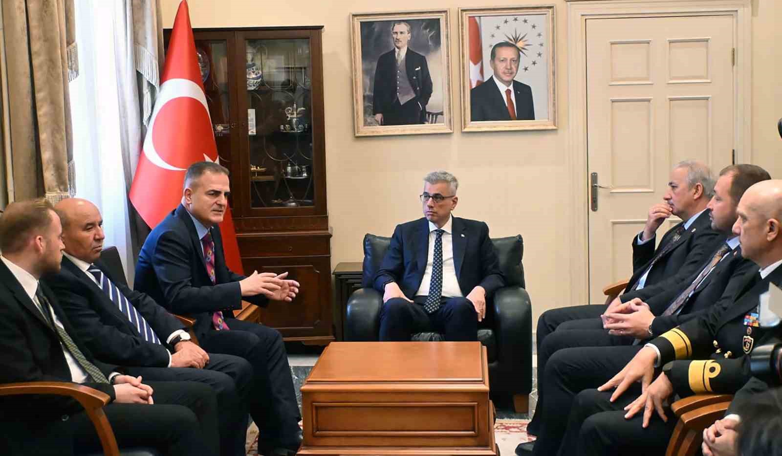 Sağlık Bakanı Memişoğlu Muğla’da açıkladı: "Muğla’da şehir hastanesi tamamlanmak üzere"
Sağlık Bakanı Memişoğlu Muğla’da açıkladı: "Muğla’da şehir hastanesi tamamlanmak üzere"