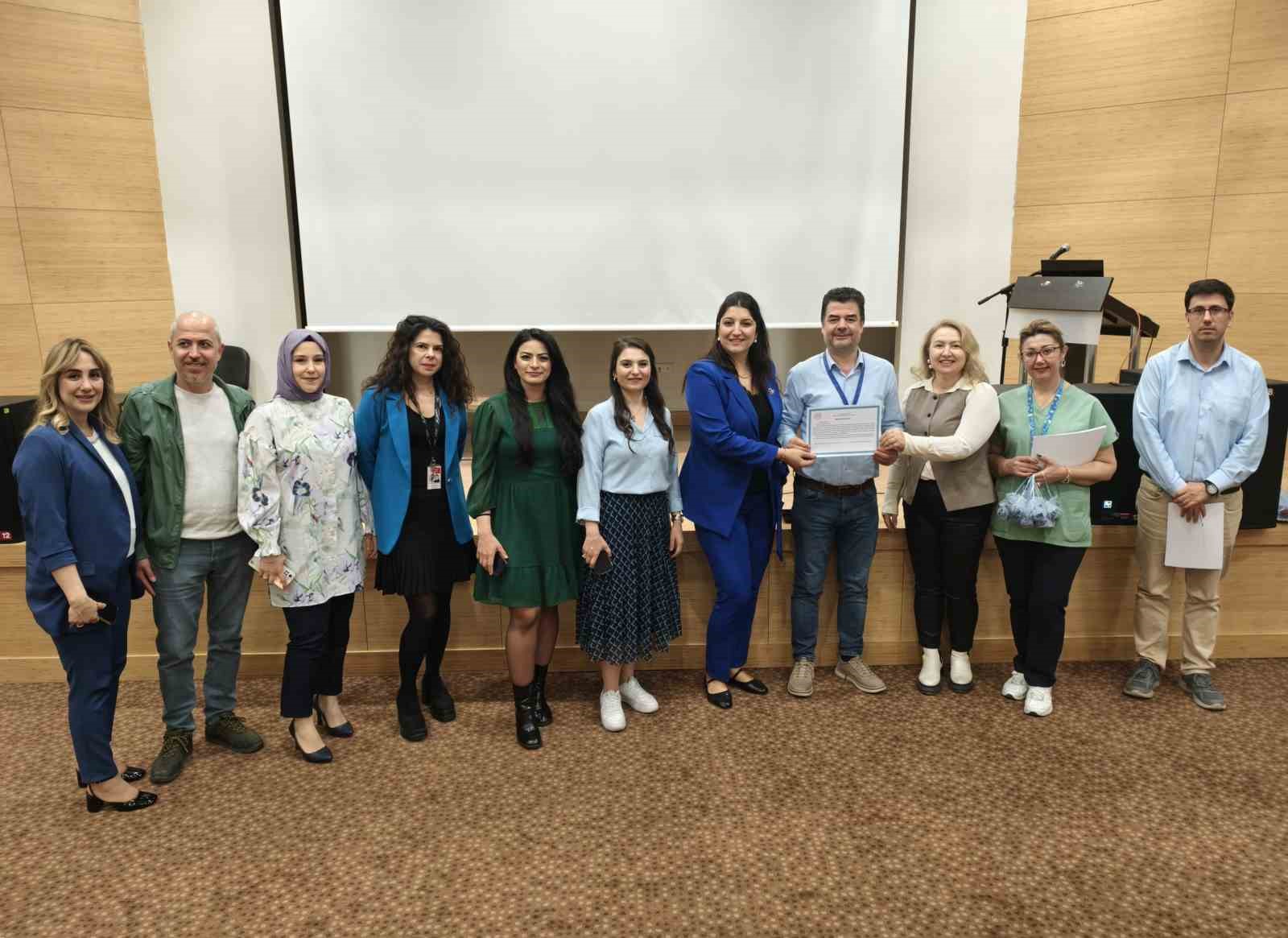 Sağlık çalışanları adım adım yarıştı
