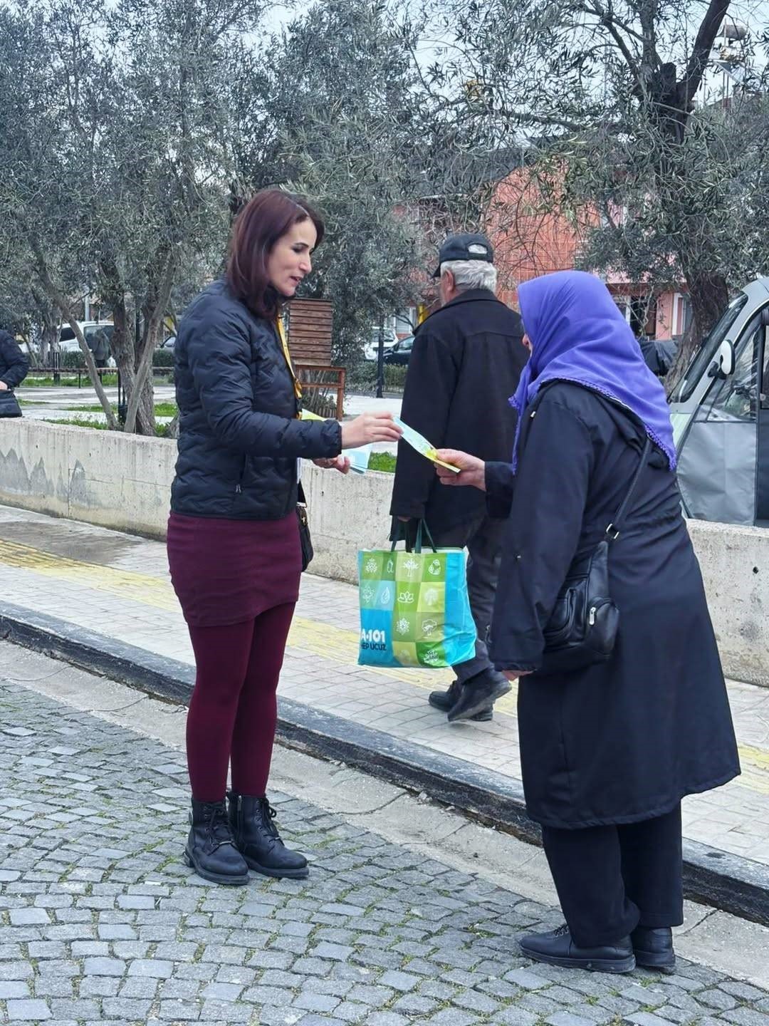 Sağlıkçılardan pazar yerinde obezite farkındalığı
