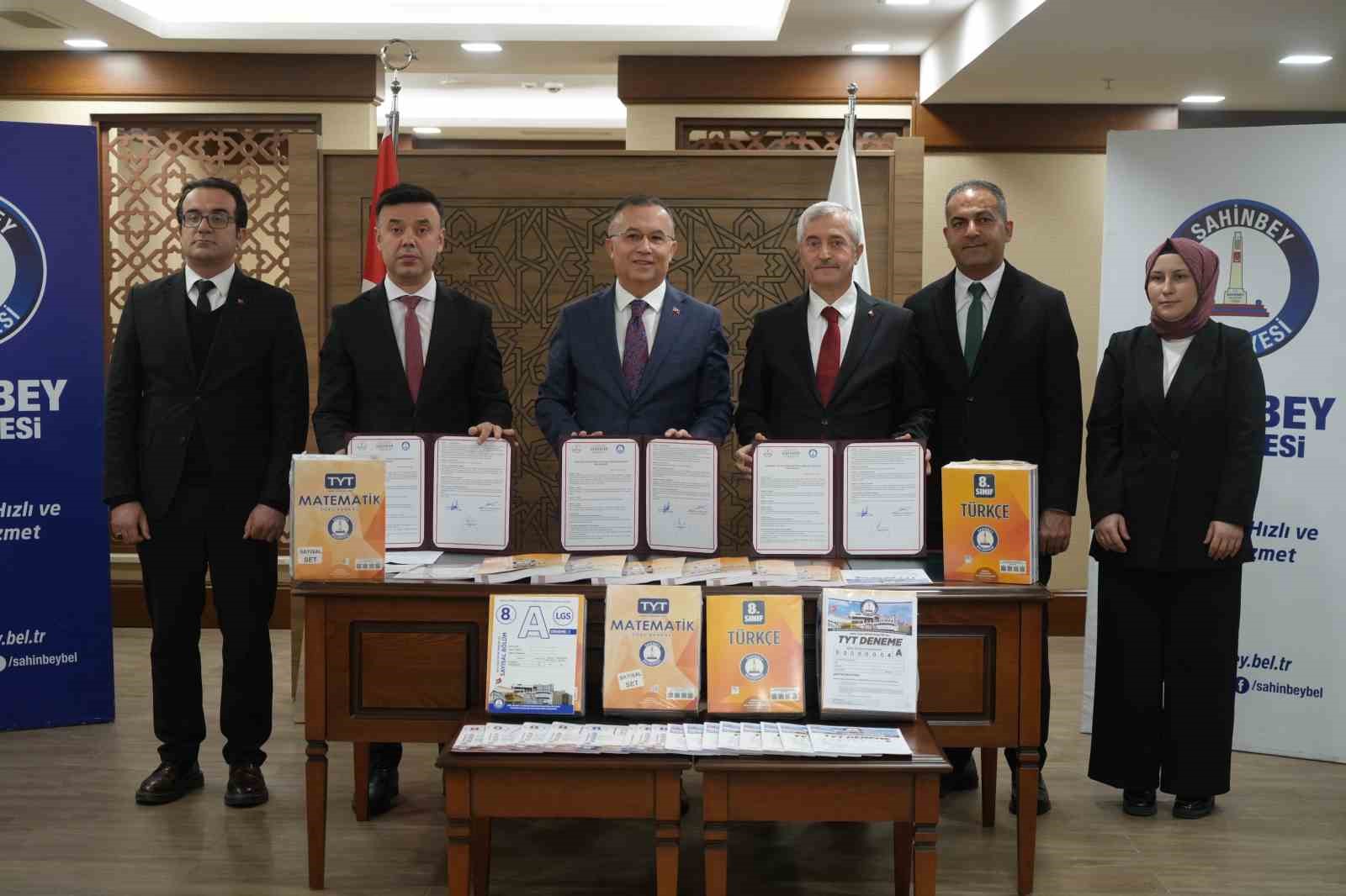 Şahinbeyli öğrencilere eğitim desteği protokolü imzalandı
