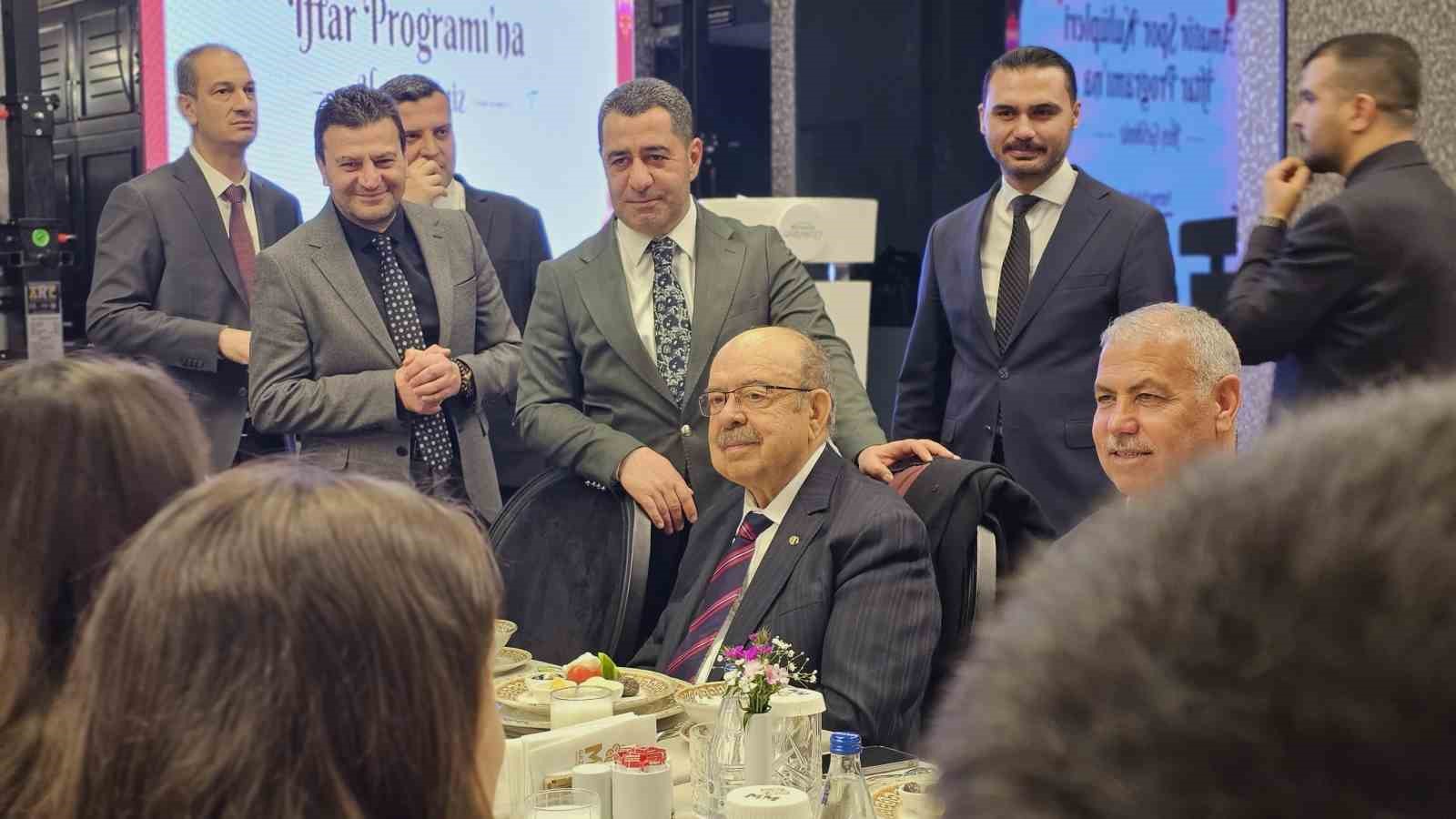 Şahin’den AK Parti Gaziantep Milletvekili Bünyamin Bozgeyik’e teşekkür
