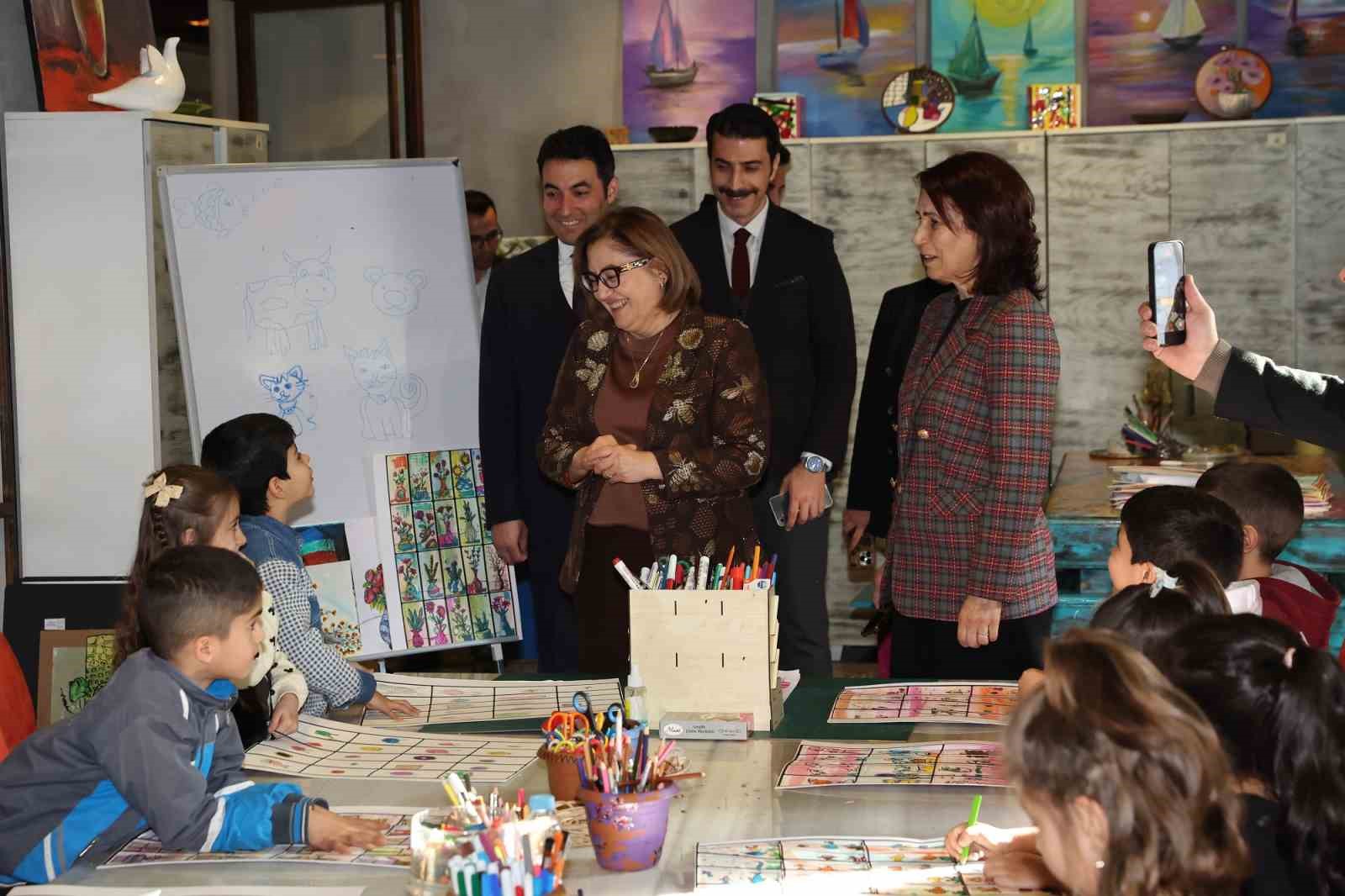 Şahin’den yarıyıl tatili atölyelerine ziyaret
