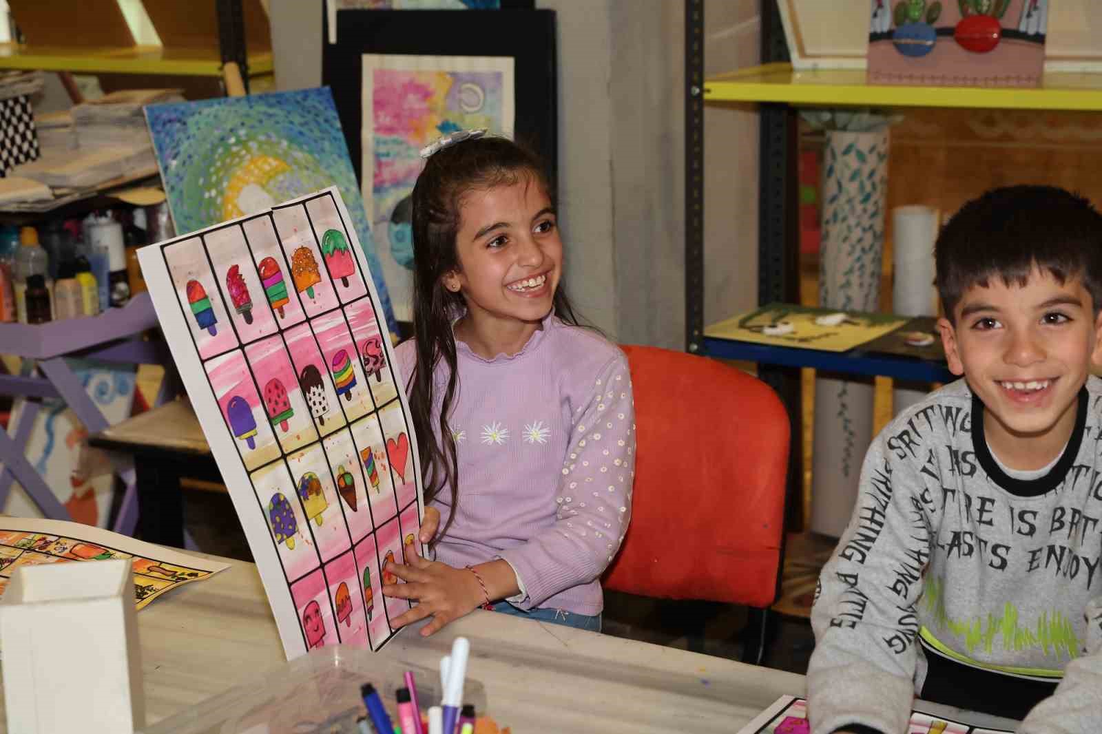 Şahin’den yarıyıl tatili atölyelerine ziyaret
