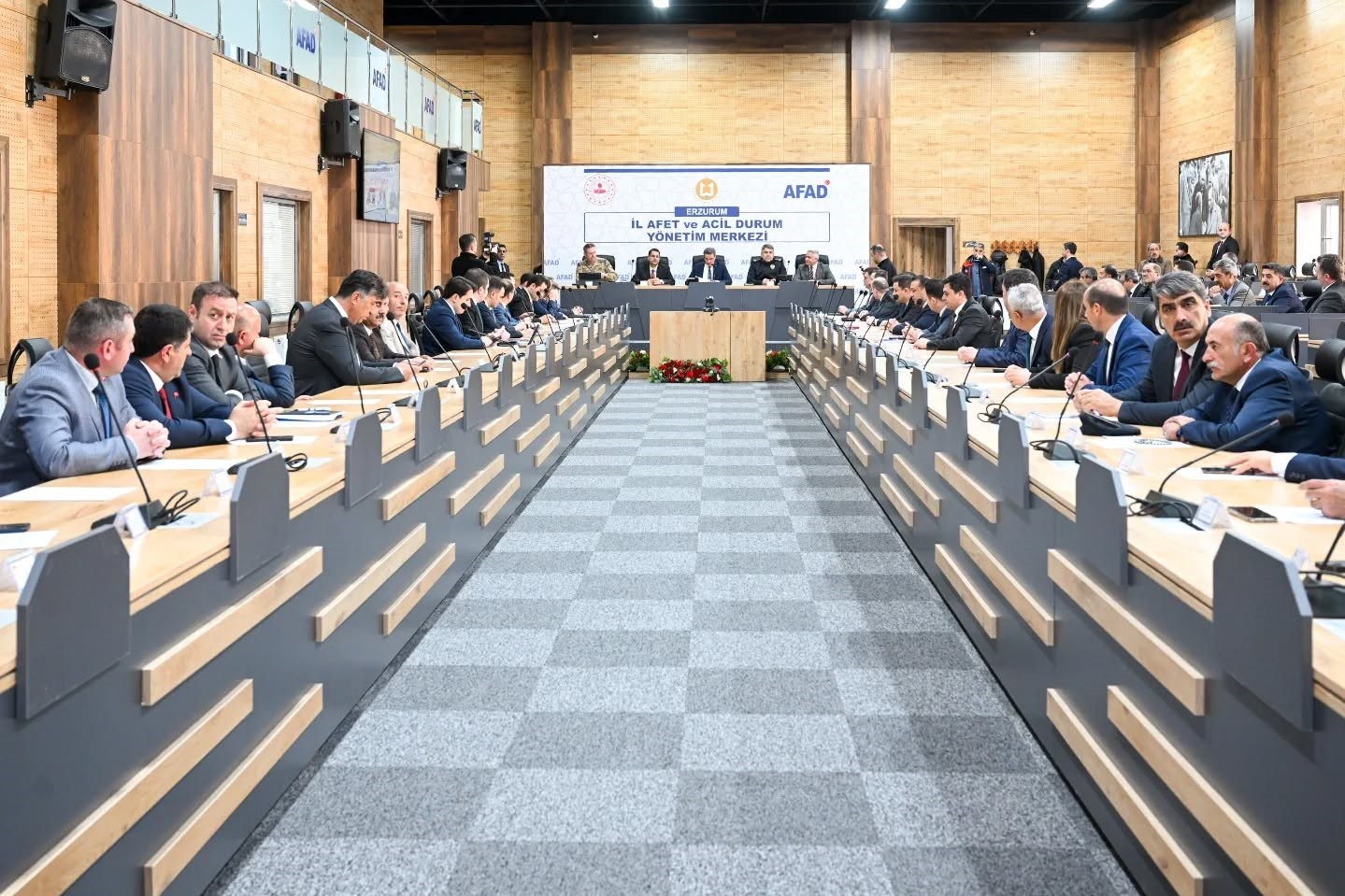 Sahipsiz hayvanlar yakın takipte
