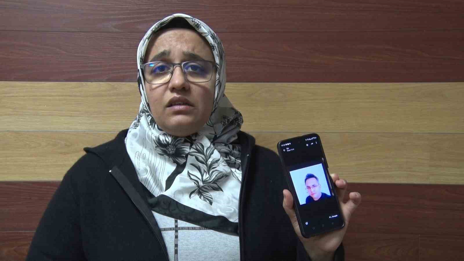 Sahte jandarma komutanı, öğretmeni 770 bin lira dolandırdı
Sahte jandarma komutanı, öğretmeni 770 bin lira dolandırdı