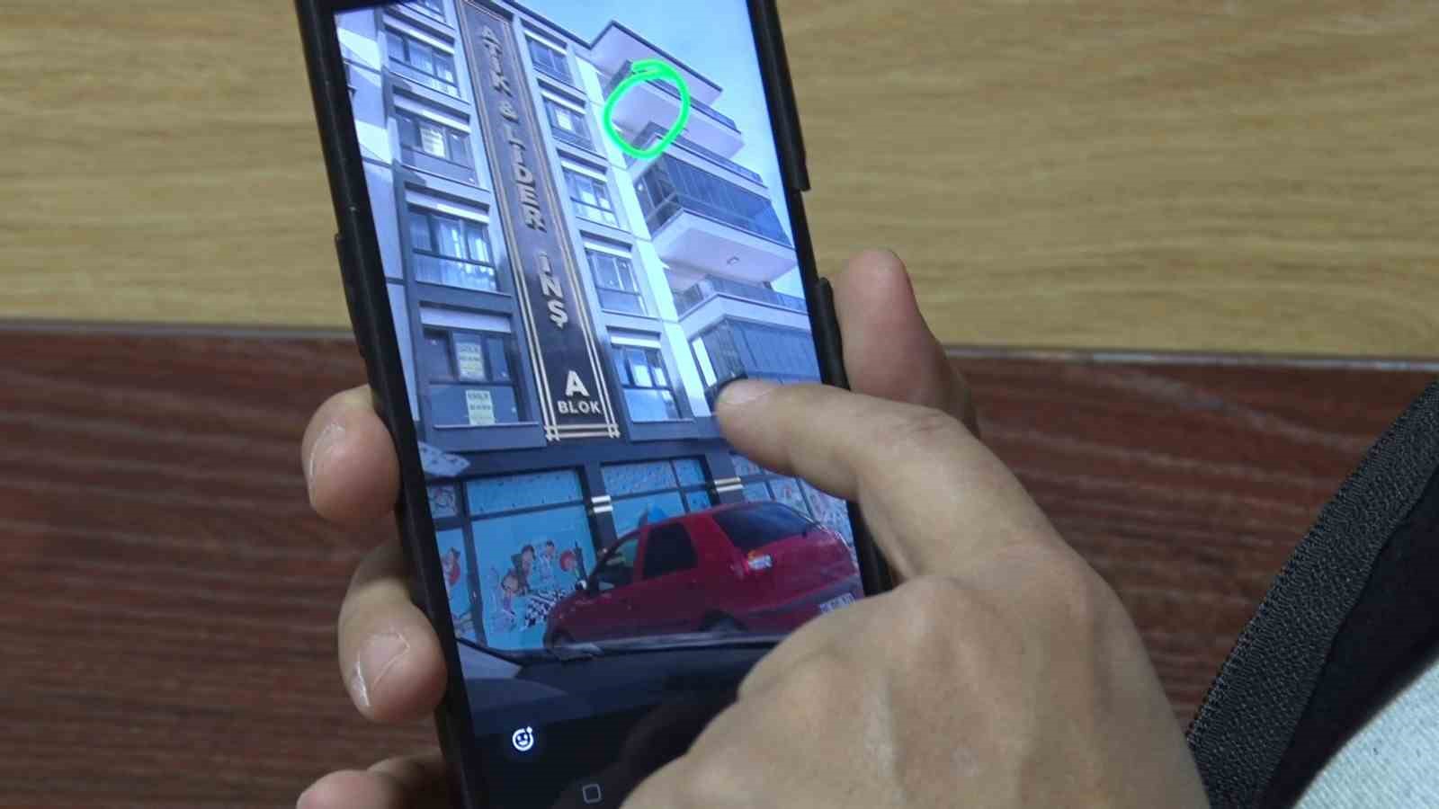 Sahte jandarma komutanı, öğretmeni 770 bin lira dolandırdı
Sahte jandarma komutanı, öğretmeni 770 bin lira dolandırdı