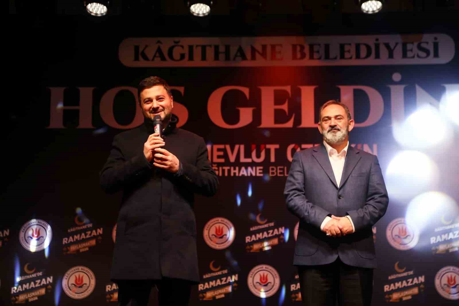 Şair Dursun Ali Erzincanlı Kağıthane’de gönüllere hitap etti
