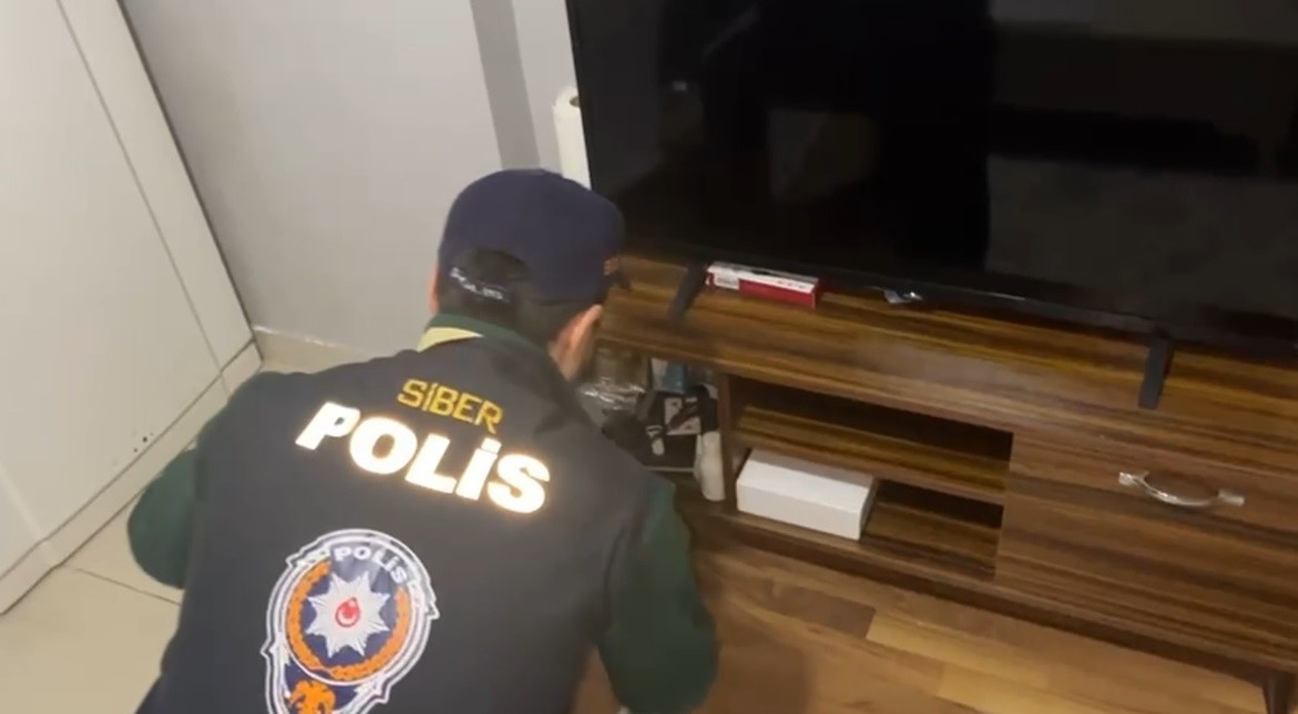 Sakarya merkezli müstehcenlik operasyonunda 13 tutuklama
