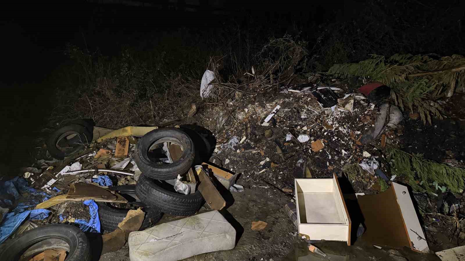 Sakarya’da 16 aracın karıştığı zincirleme kazada 4’ü ağır 13 yaralı: Olay yeri böyle görüntülendi
