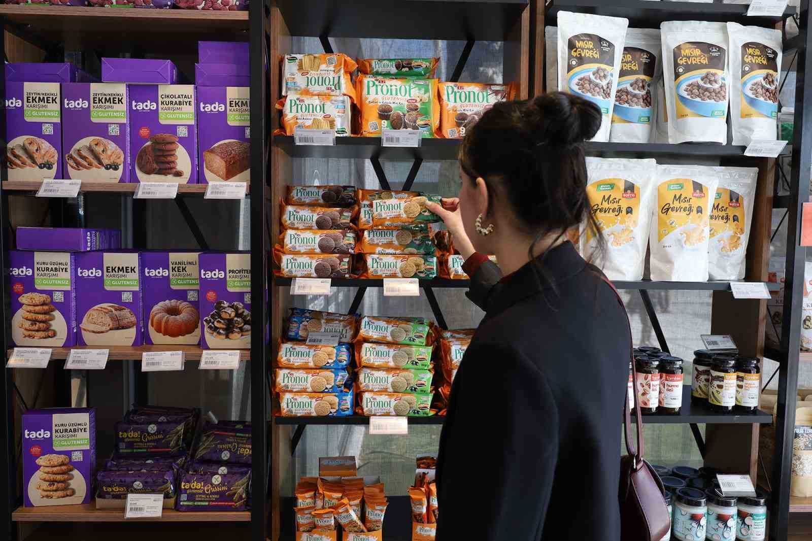 Sakarya’da glütensiz ürünler tek noktada toplandı
Sakarya’da glütensiz ürünler tek noktada toplandı