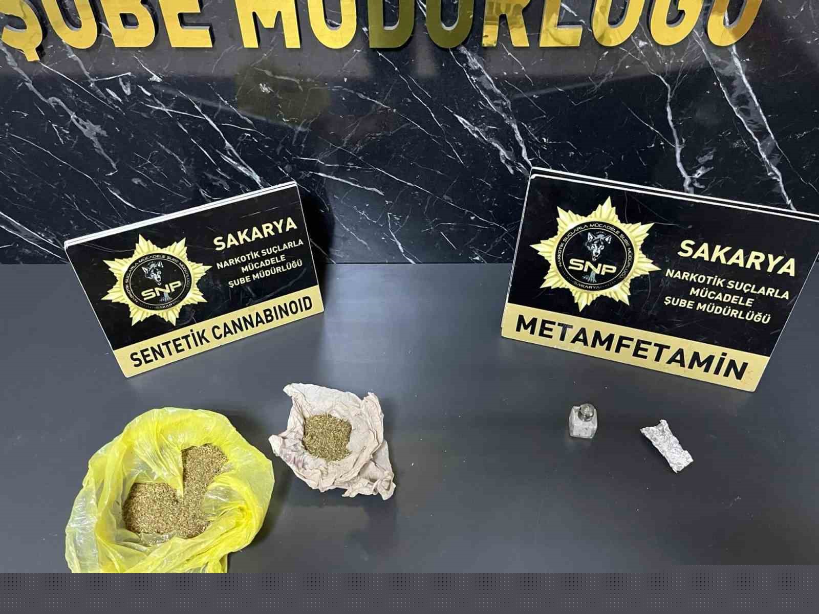 Sakarya’da iki ilçede zehir taciri operasyonu: 2 tutuklama
