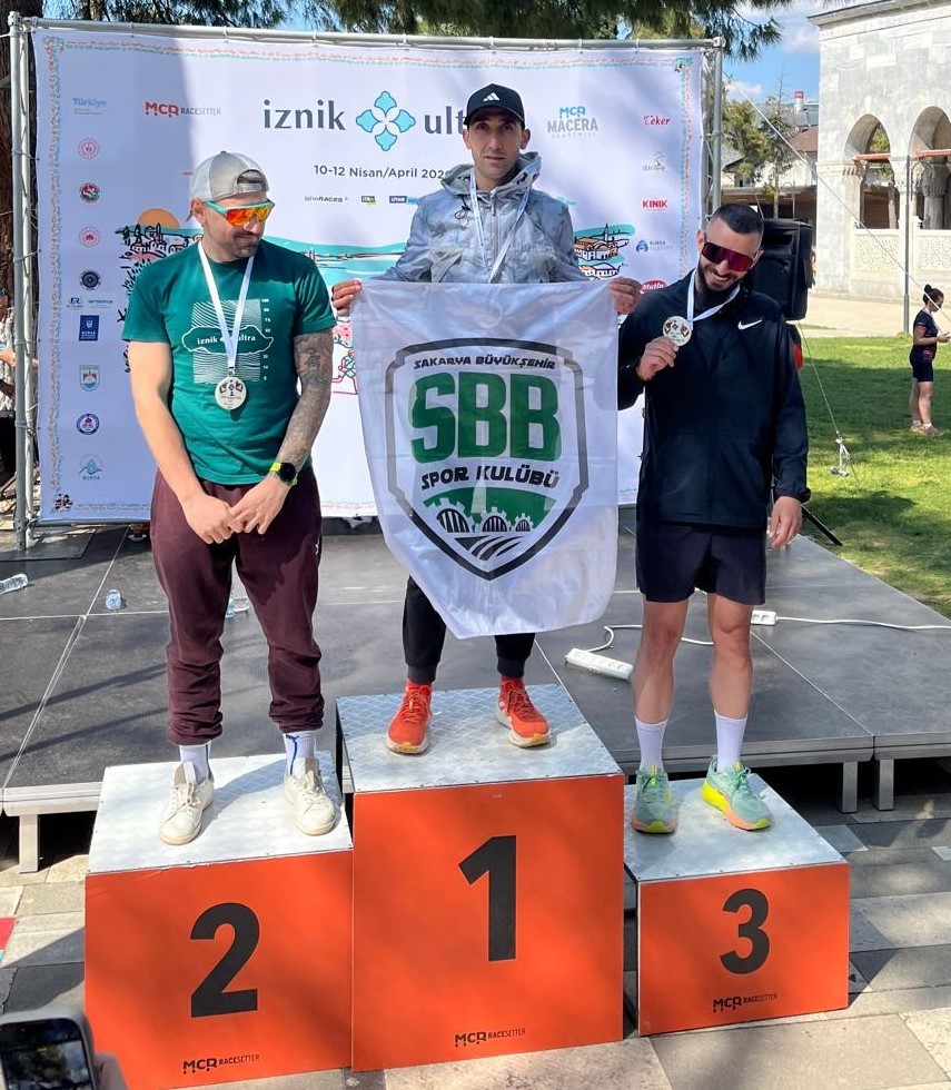 Sakaryalı atletler Bursa ve Kocaeli’den derecelerle döndü
