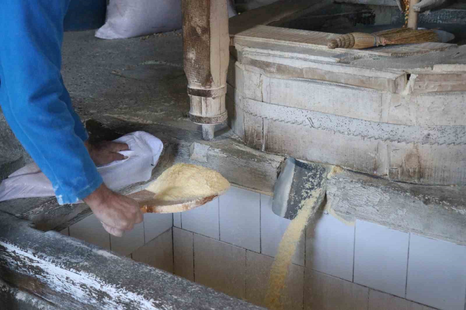 Sakarya’nın tarihe meydan okuyan 1500 yıllık değirmeni
