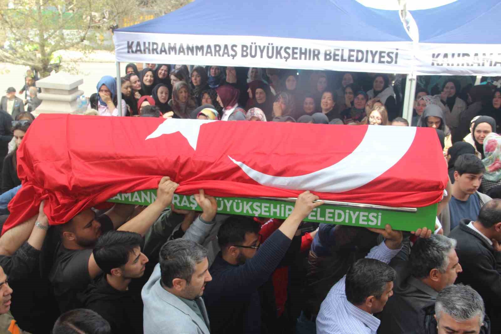 Saldırıda ölen 4 öğrenci gözyaşları içerisinde uğurlandı
