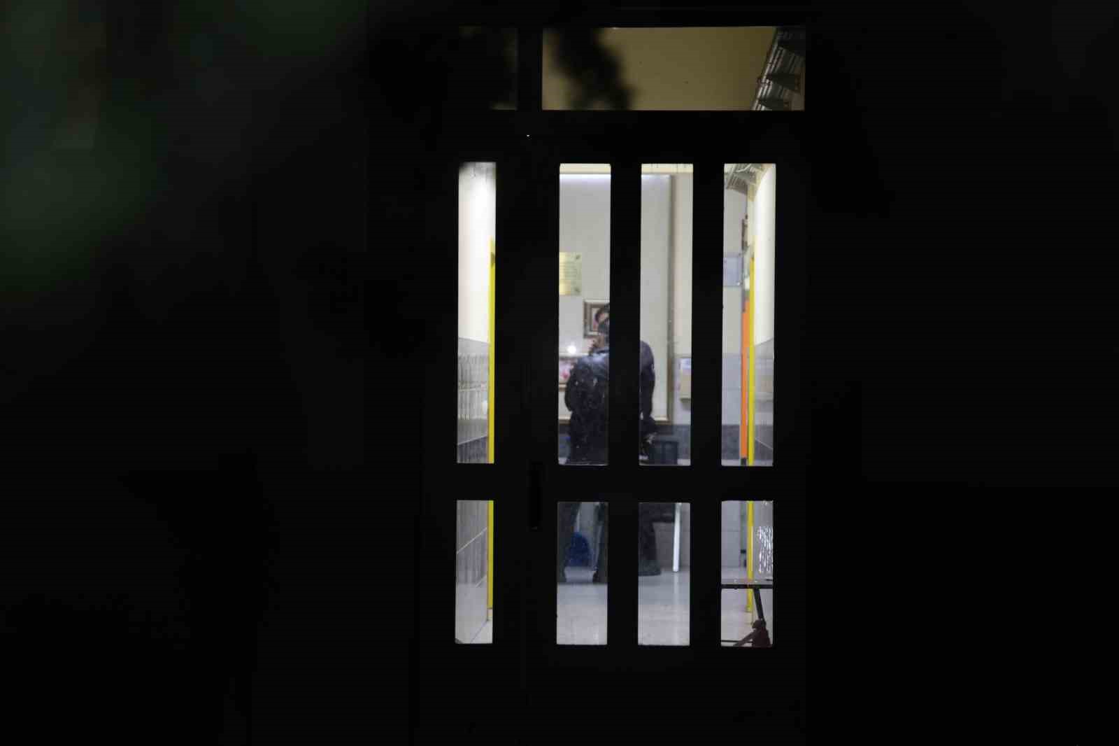 Saldırının yaşandığı okulda izler siliniyor
