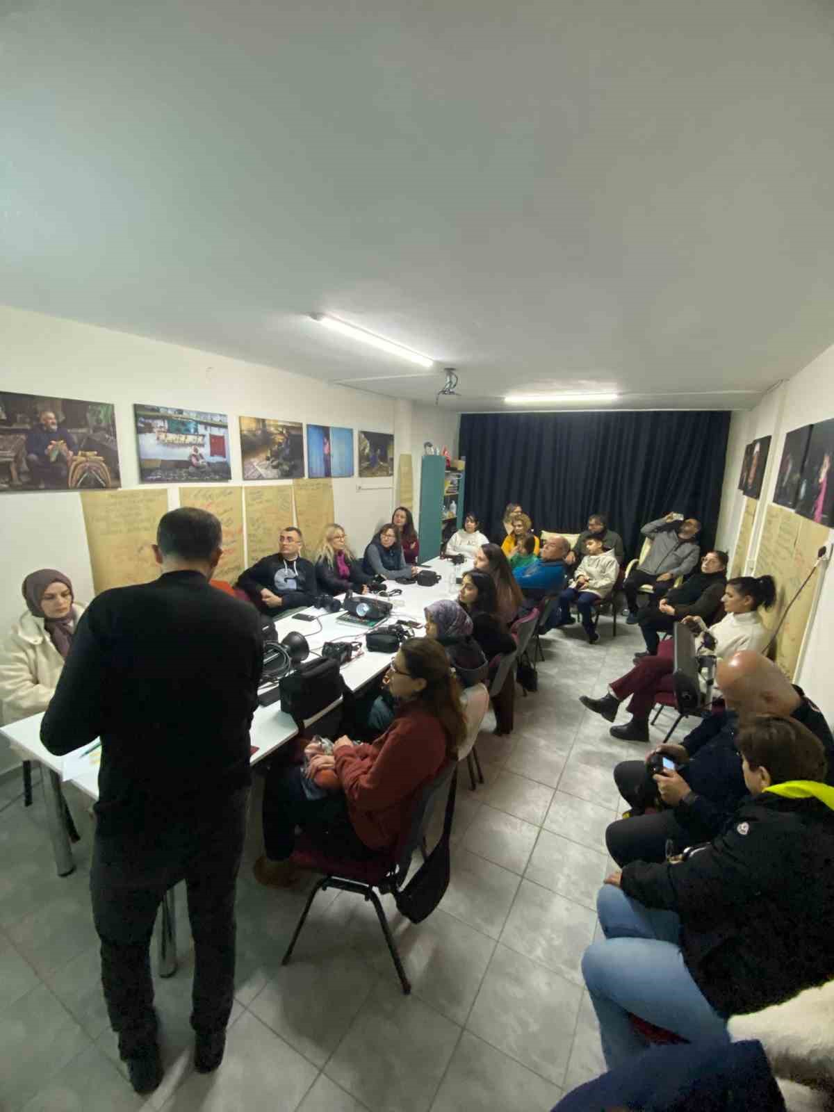 SALFOD’tan fotoğrafa ilgi duyanlara uygulamalı atölye çalışması
