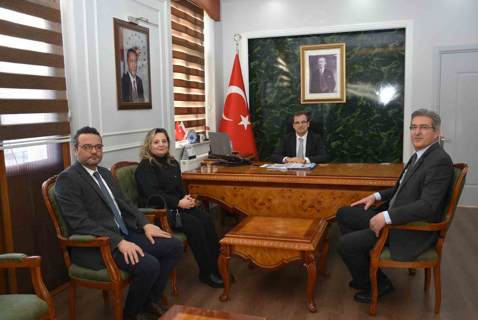 Salihli İktisadi ve İdari Bilimler Fakültesi’ne yeni dekan
