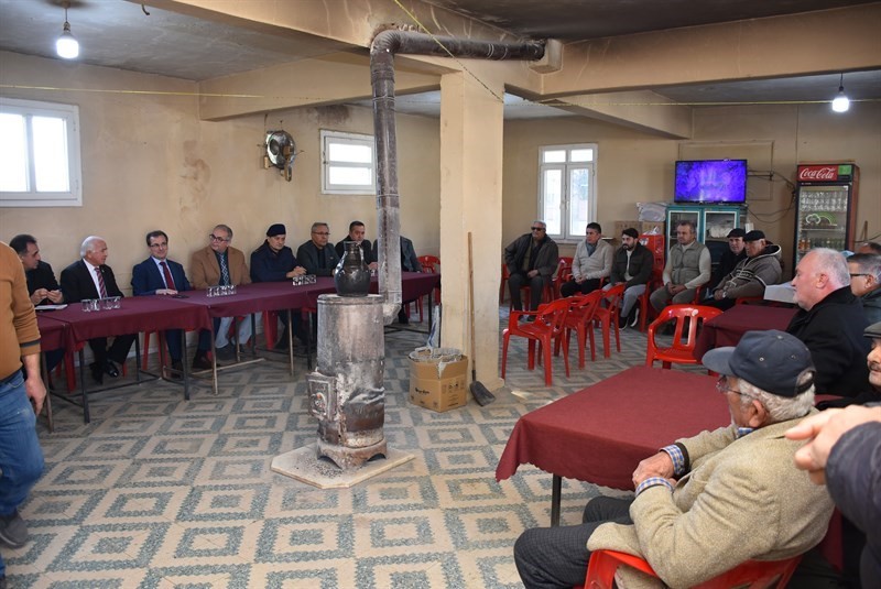 Salihli Kaymakamı Güldoğan, Emirhacılı ve Karayahşi’de talepler dinlendi
