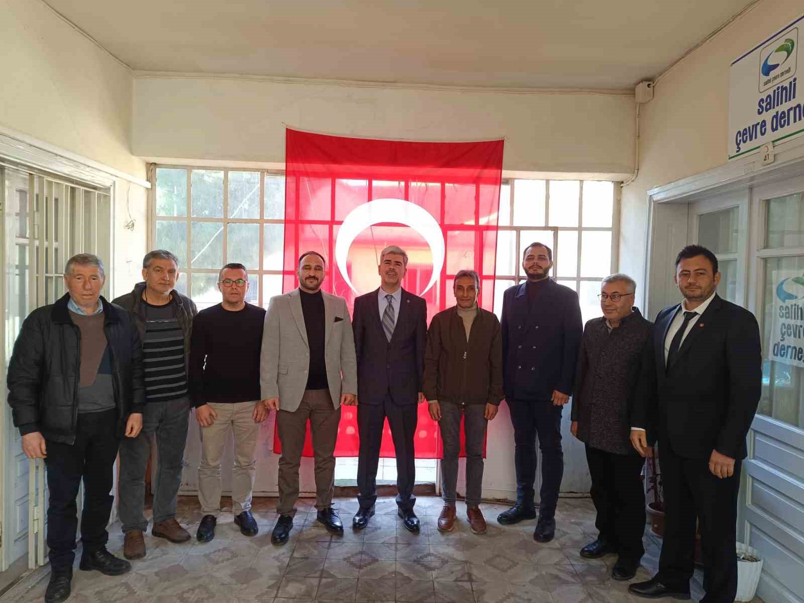 Salihli Türk Ocakları’nda Ednan Aras güven tazeledi
