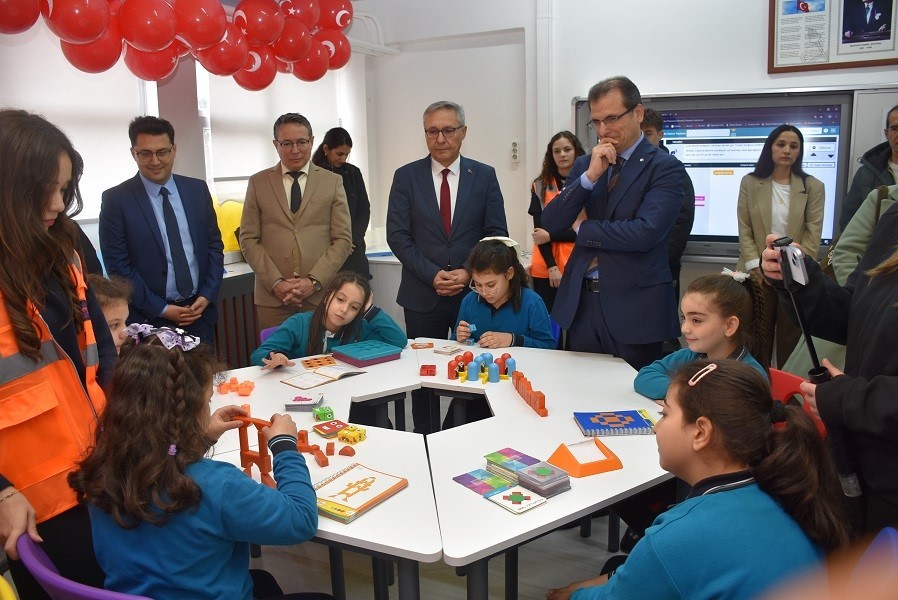 Salihli’de bilim ve teknolojiye yeni adım
