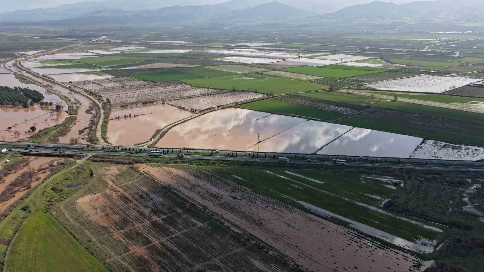 Salihli’de felaketin boyutu havadan görüntülendi
