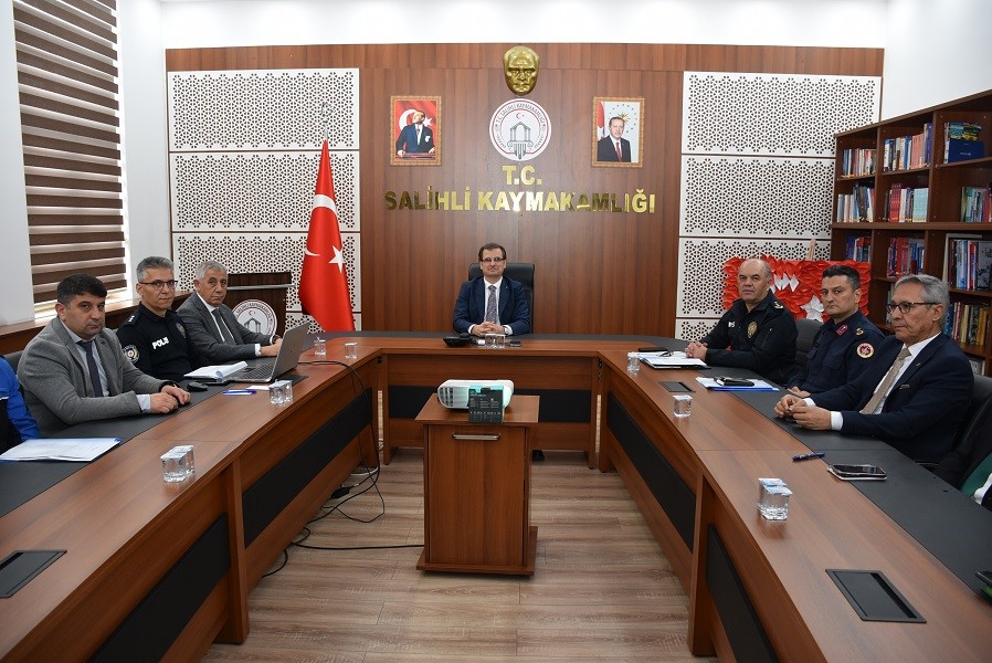 Salihli’de ‘Güvenlik ve Asayiş’ masaya yatırıldı
