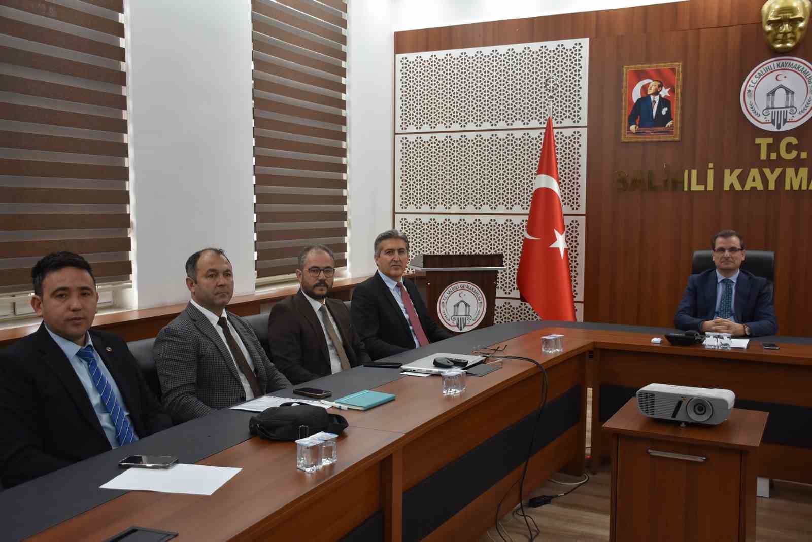 Salihli’de üniversite güvenliği masaya yatırıldı
