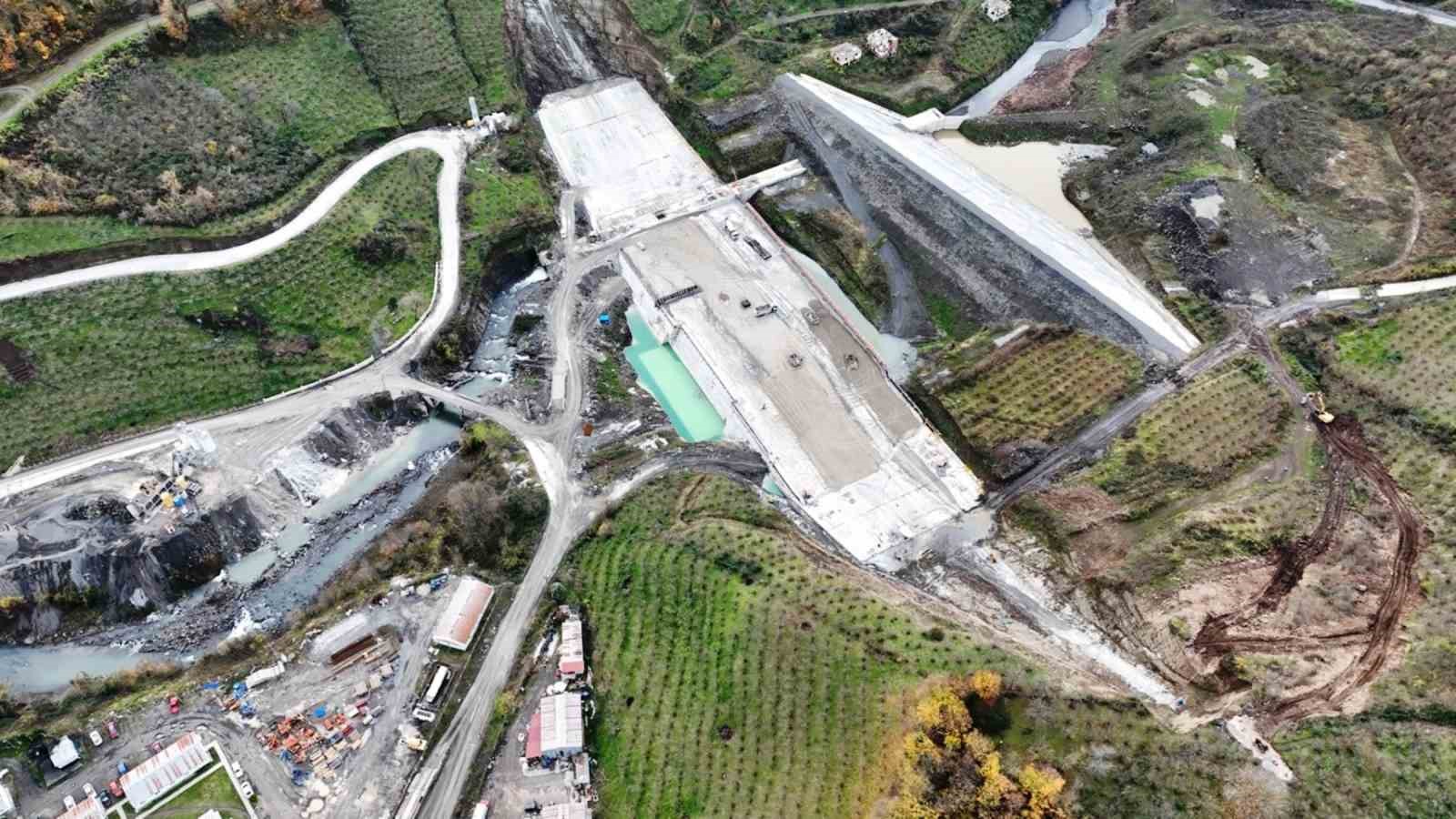 Salıpazarı Barajı inşaatının yüzde 77’si tamamlandı
Salıpazarı Barajı inşaatının yüzde 77’si tamamlandı