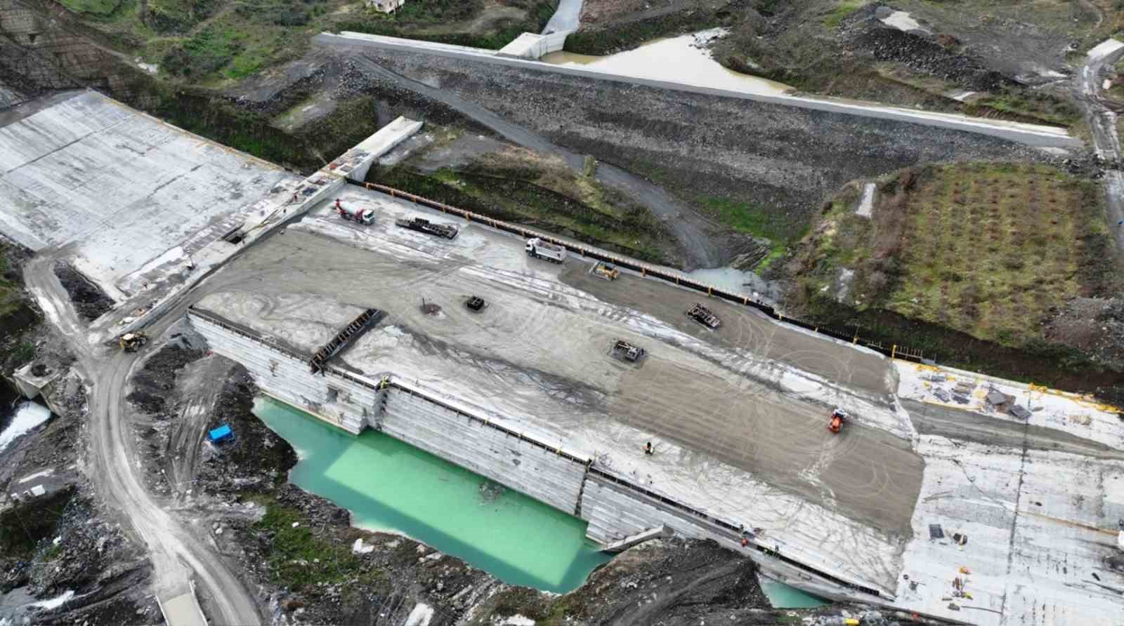 Salıpazarı Barajı inşaatının yüzde 77’si tamamlandı
Salıpazarı Barajı inşaatının yüzde 77’si tamamlandı