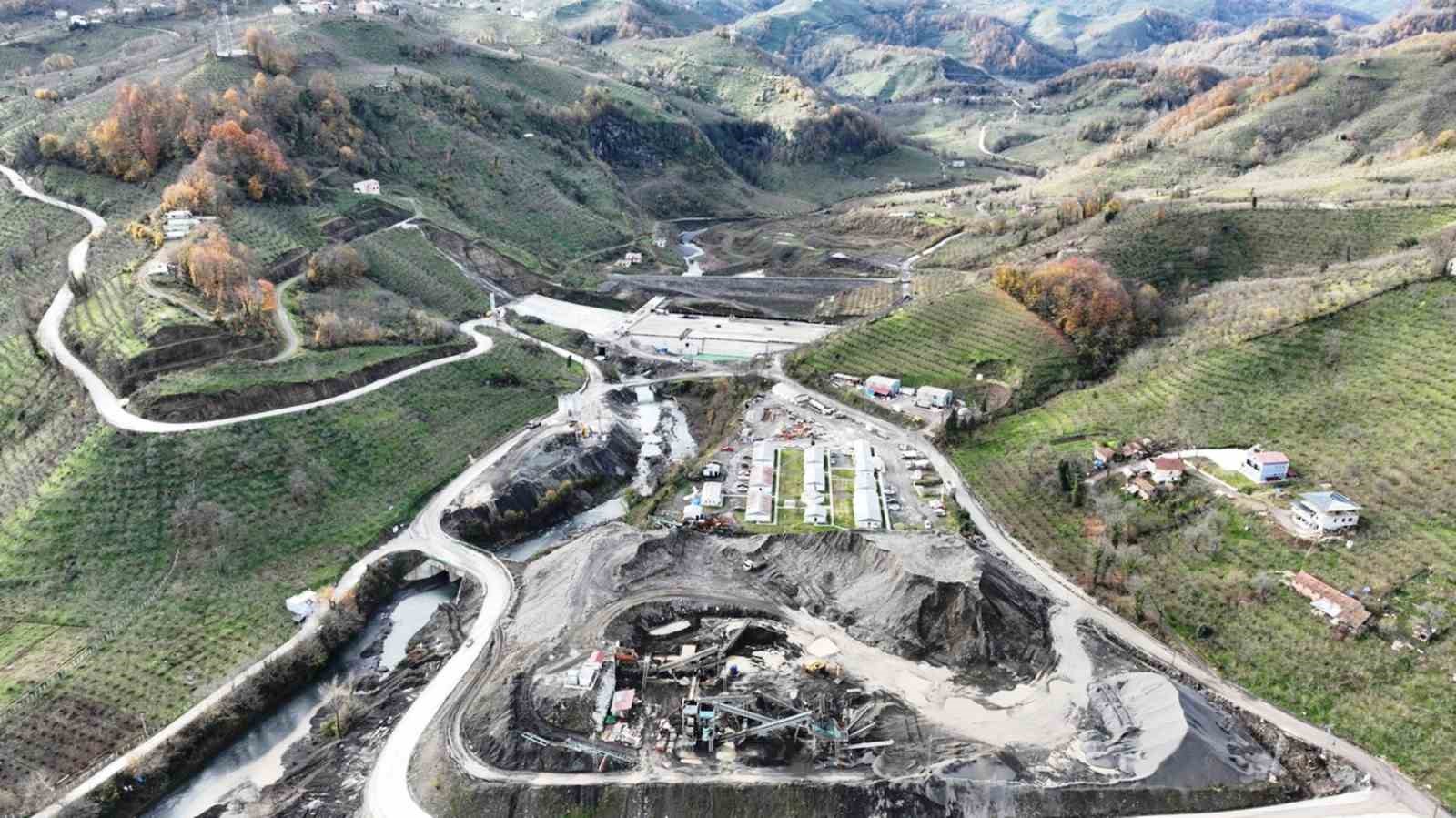 Salıpazarı Barajı inşaatının yüzde 77’si tamamlandı
Salıpazarı Barajı inşaatının yüzde 77’si tamamlandı