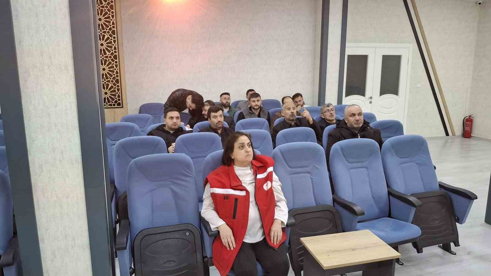 Salıpazarı’nda kahverengi kokarca ile mücadele eğitimi
