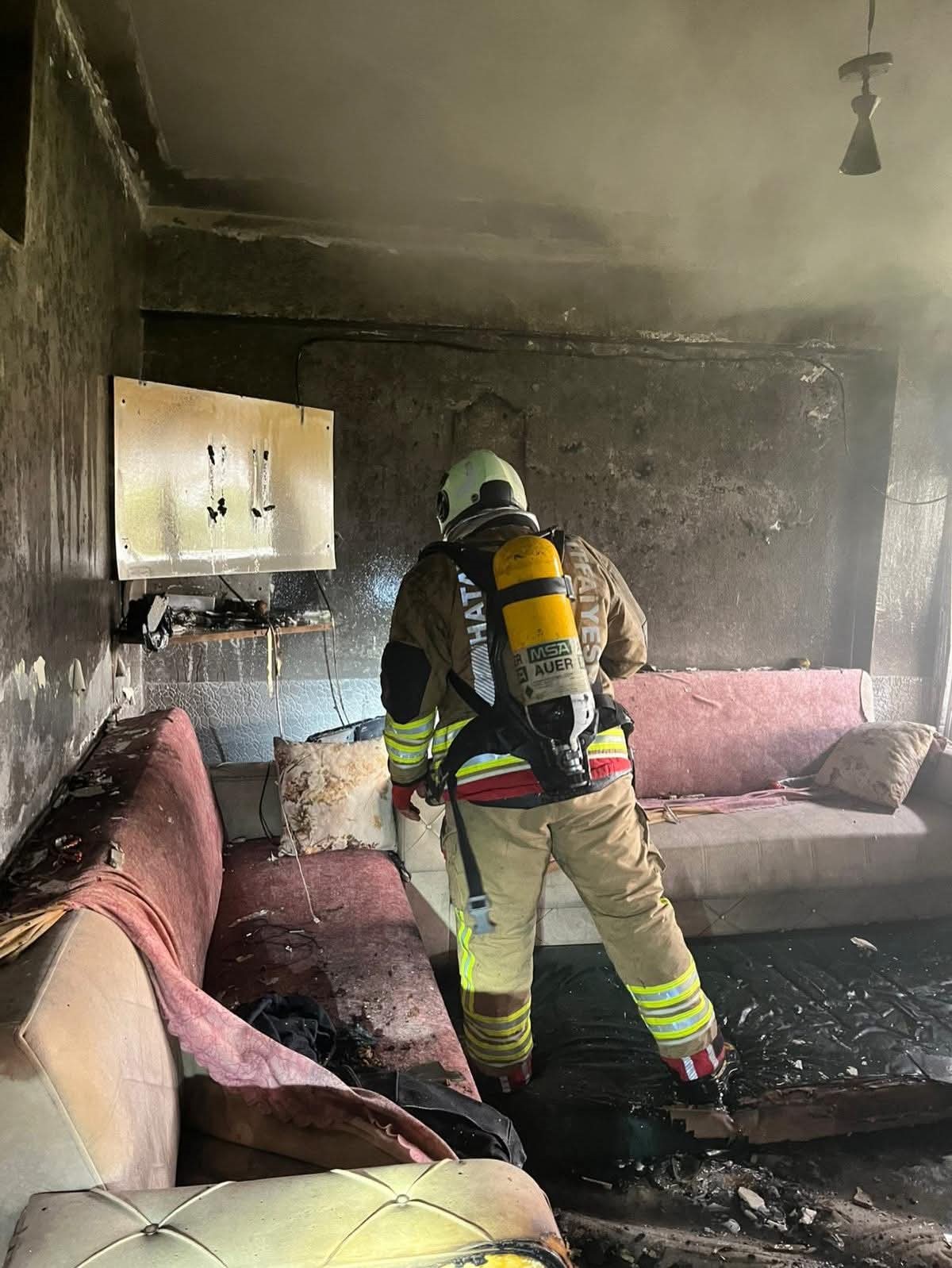 Samadağ’da ev yangını
