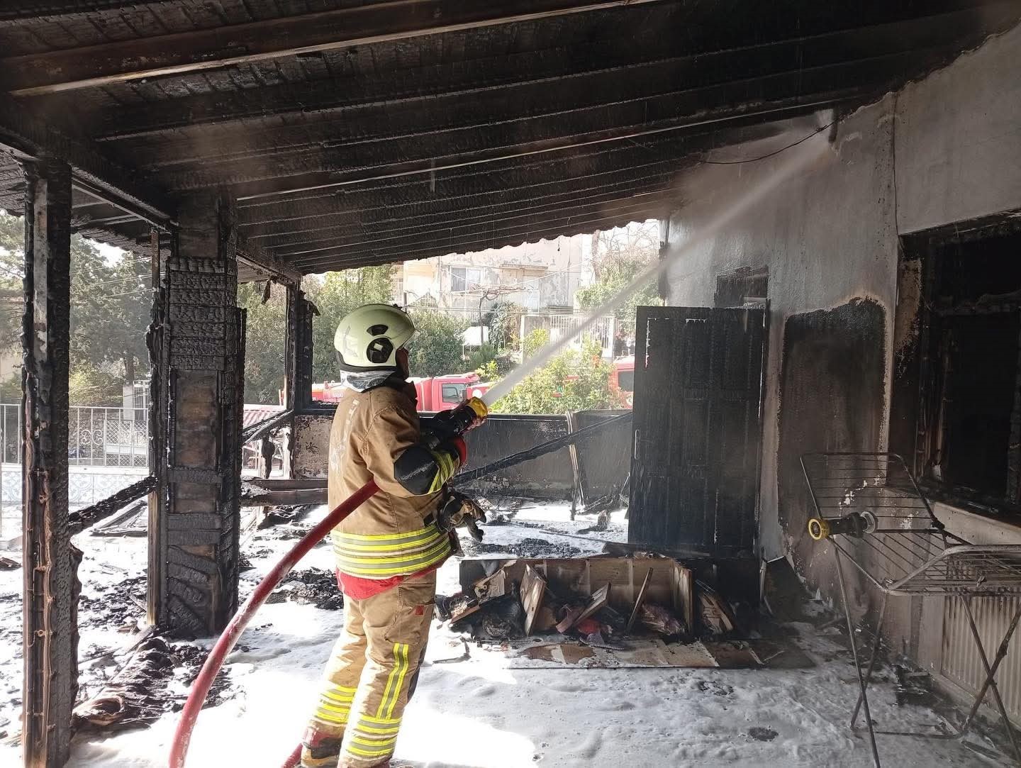 Samandağ’da müstakil evde yangın çıktı
